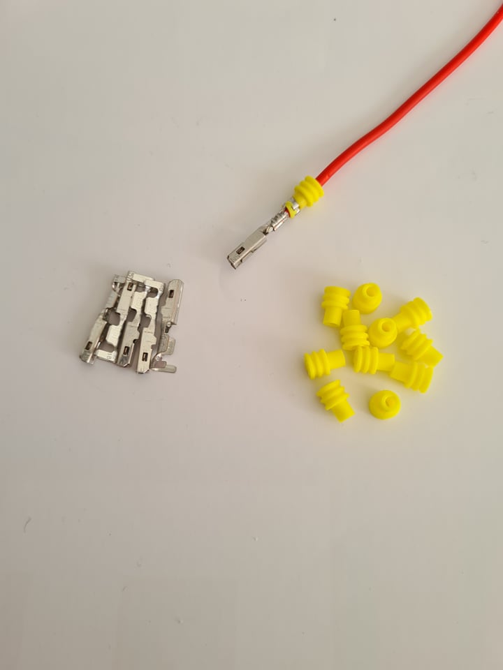 Ford ECU Connector Pins (Large)